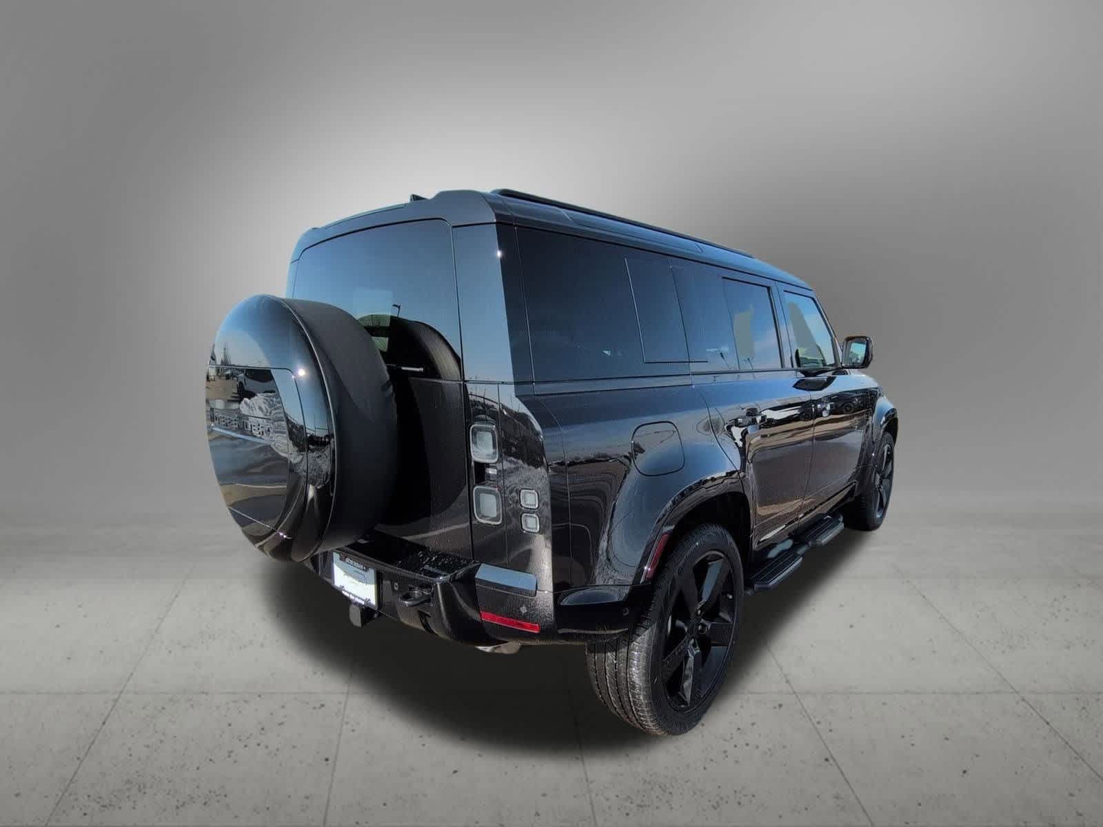 Thumbnail: 2026 Land Rover Defender - 6