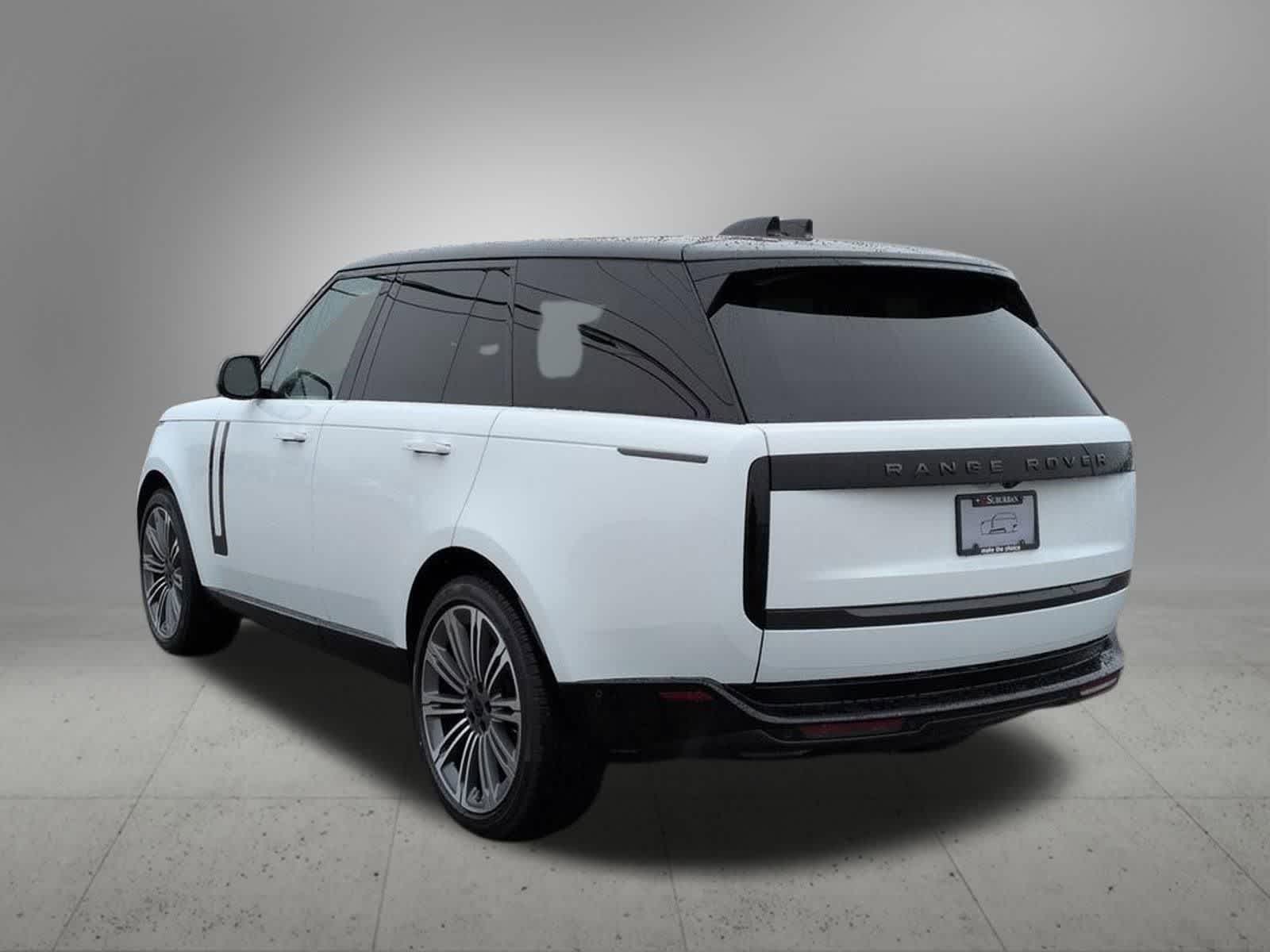 Thumbnail: 2026 Land Rover Range Rover - 4