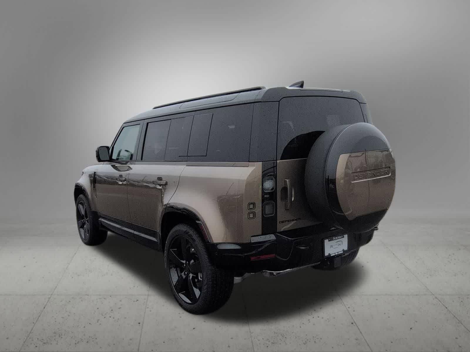 Thumbnail: 2026 Land Rover Defender - 4