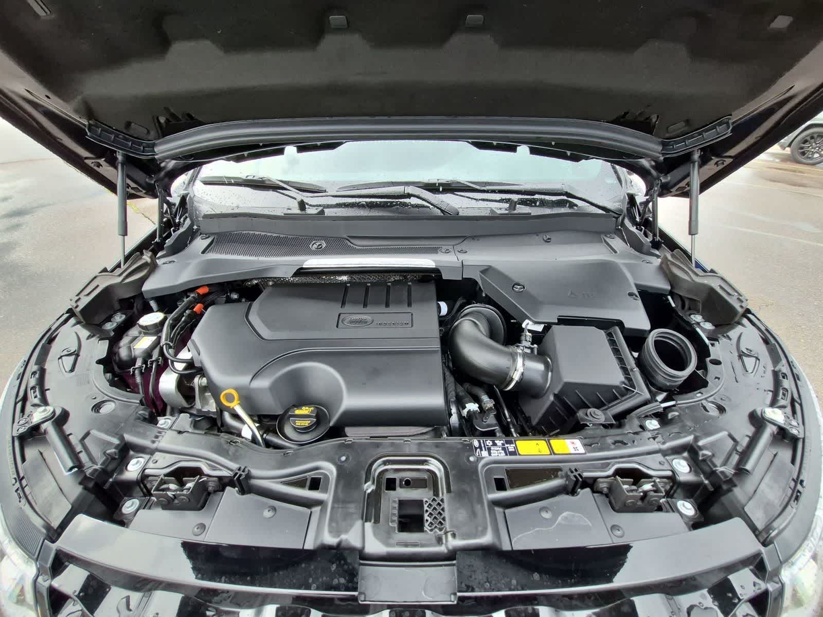 Thumbnail: 2026 Land Rover Discovery Sport - 14