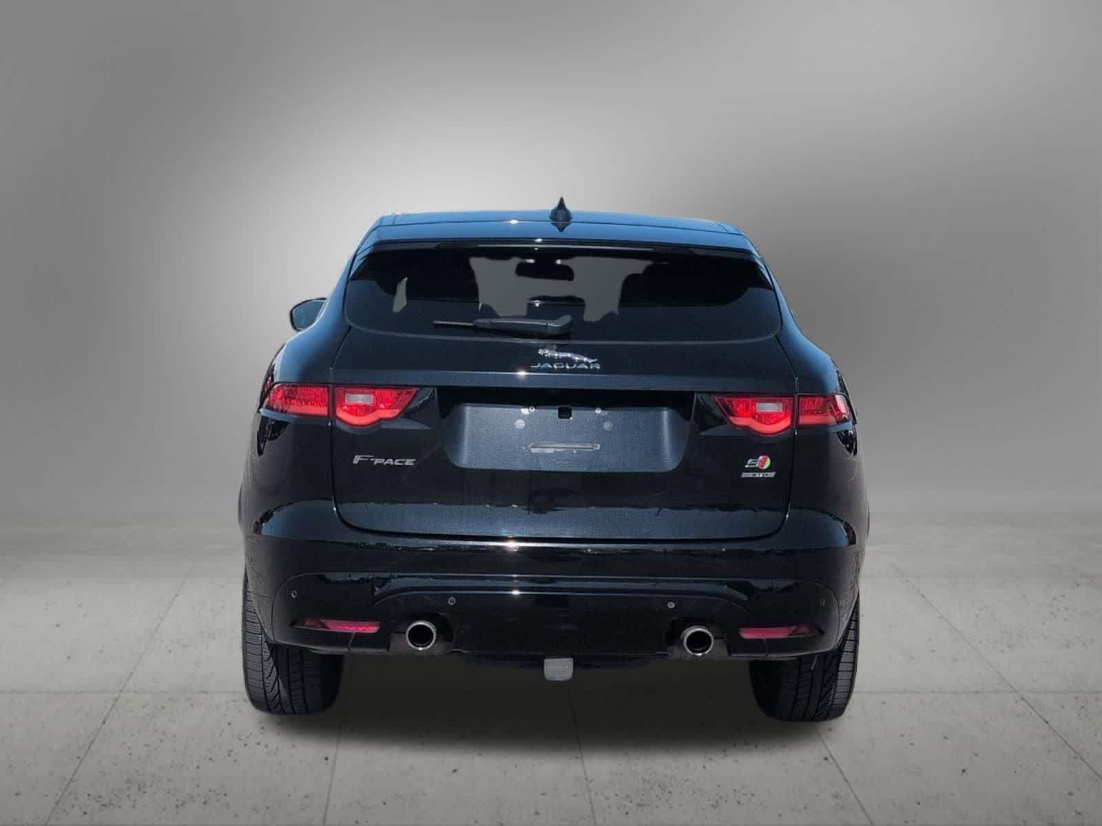 Thumbnail: 2018 Jaguar F-Pace - 5