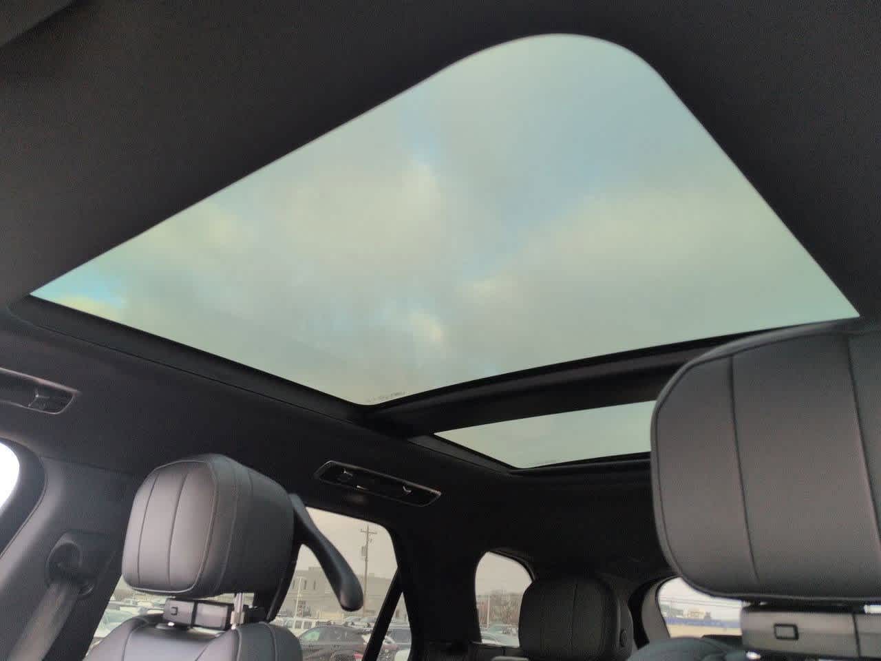 Thumbnail: 2025 Land Rover Range Rover Sport - 19