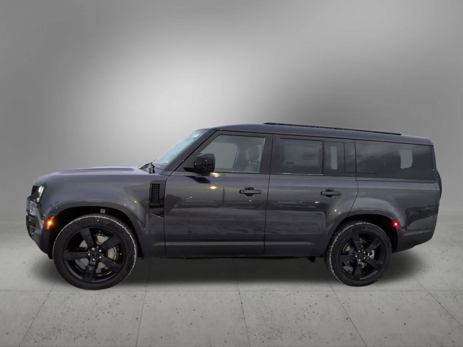 Thumbnail: 2025 Land Rover Defender - 3