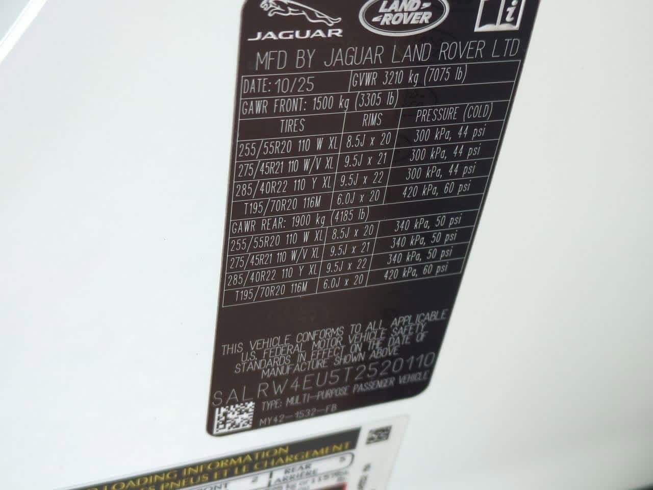 Thumbnail: 2026 Land Rover Discovery - 38