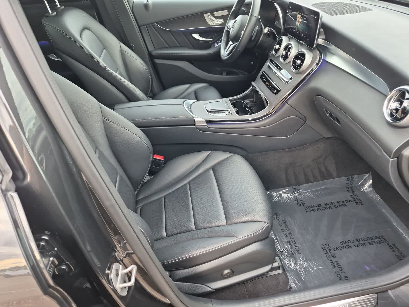 2022 Mercedes-Benz GLC GLC300 - Photo 23