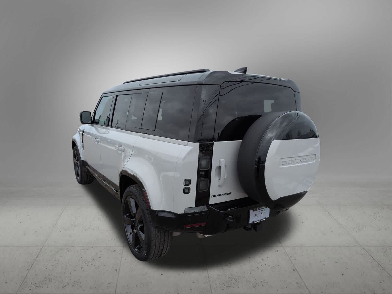 Thumbnail: 2026 Land Rover Defender - 4
