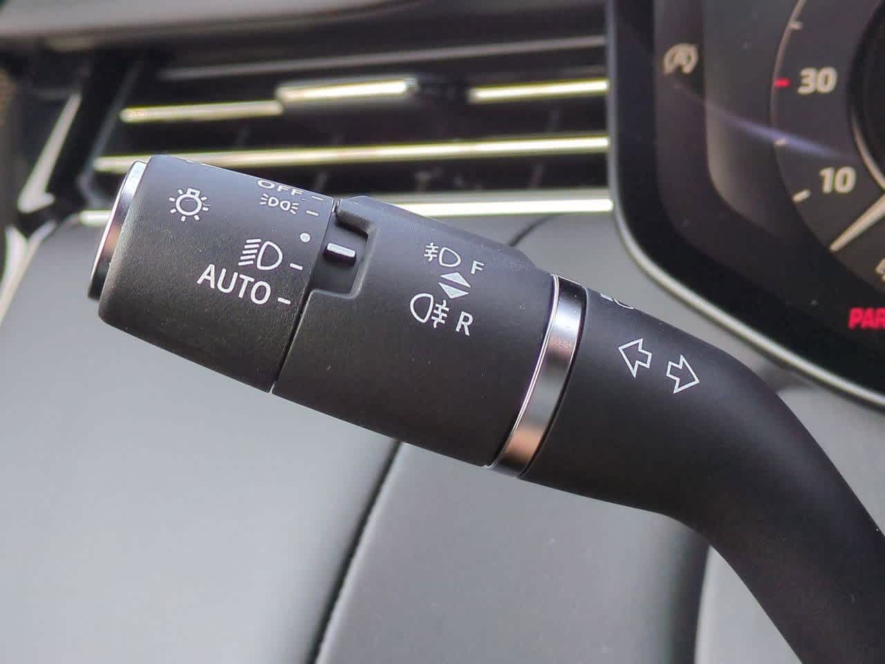 Thumbnail: 2025 Land Rover Range Rover Sport - 26
