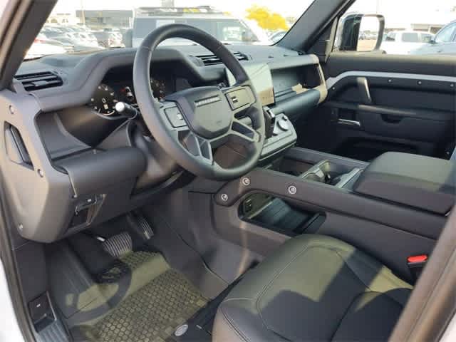 2025 Land Rover Defender 110 2