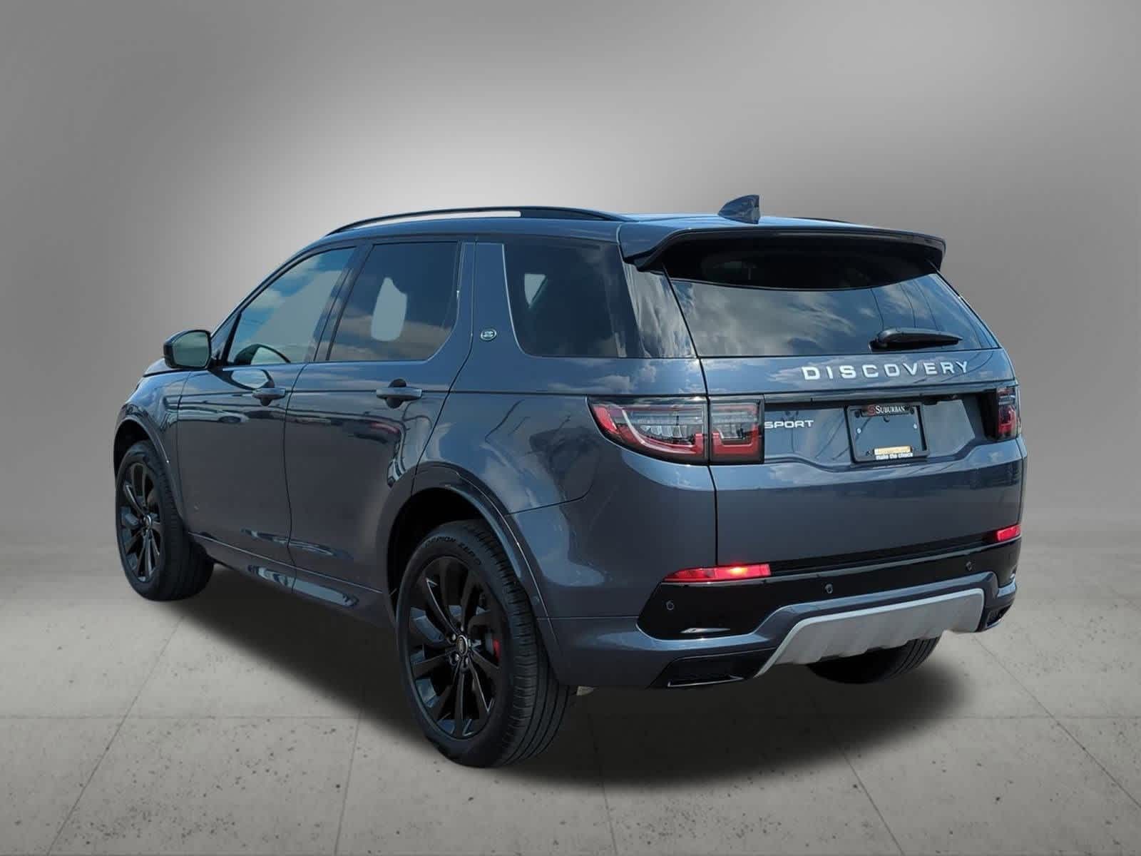 2025 Land Rover Discovery Sport S photo 4
