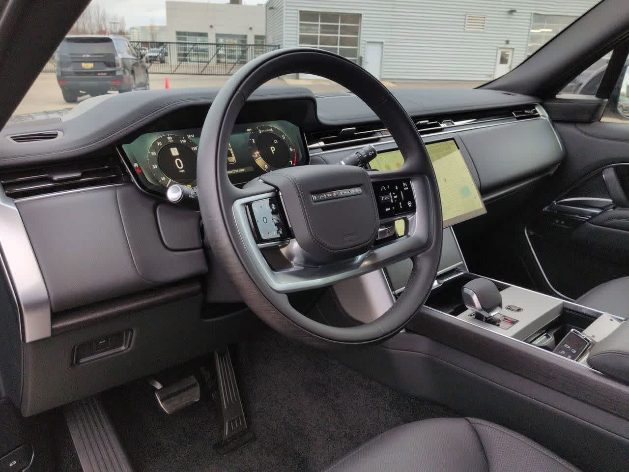 Thumbnail: 2026 Land Rover Range Rover - 2