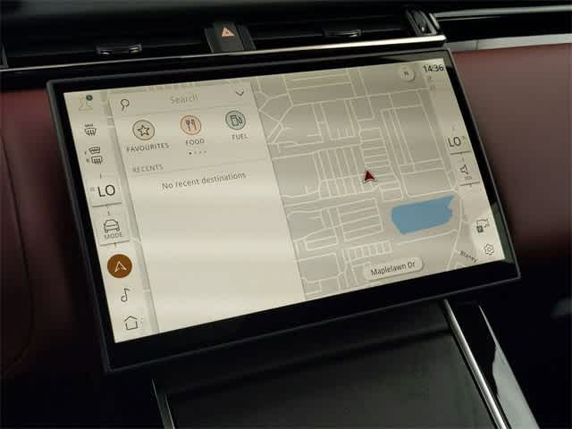 2025 Land Rover Range Rover Velar Dynamic SE 22