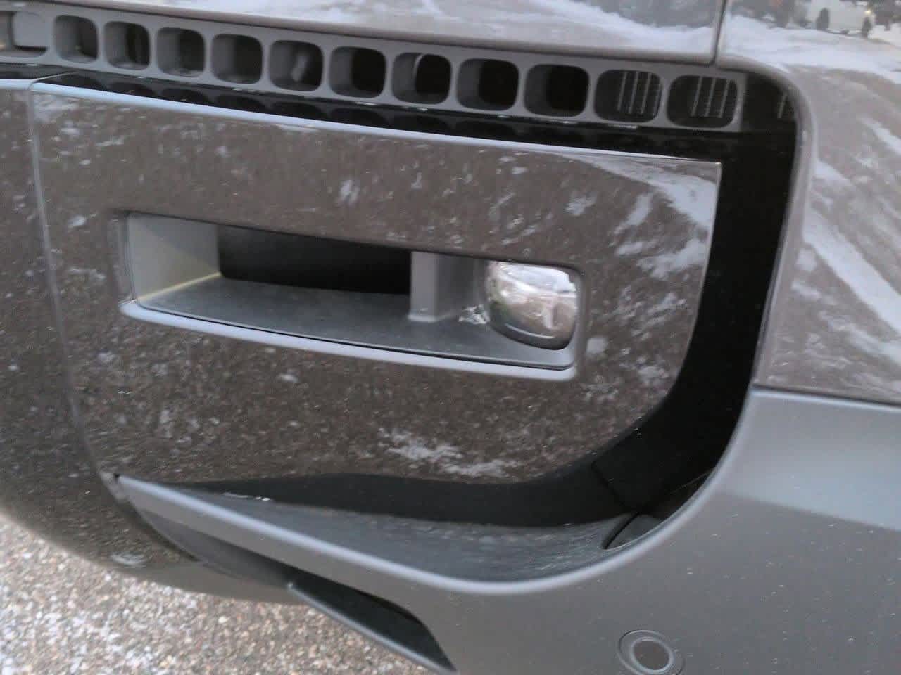 Thumbnail: 2025 Land Rover Defender - 10