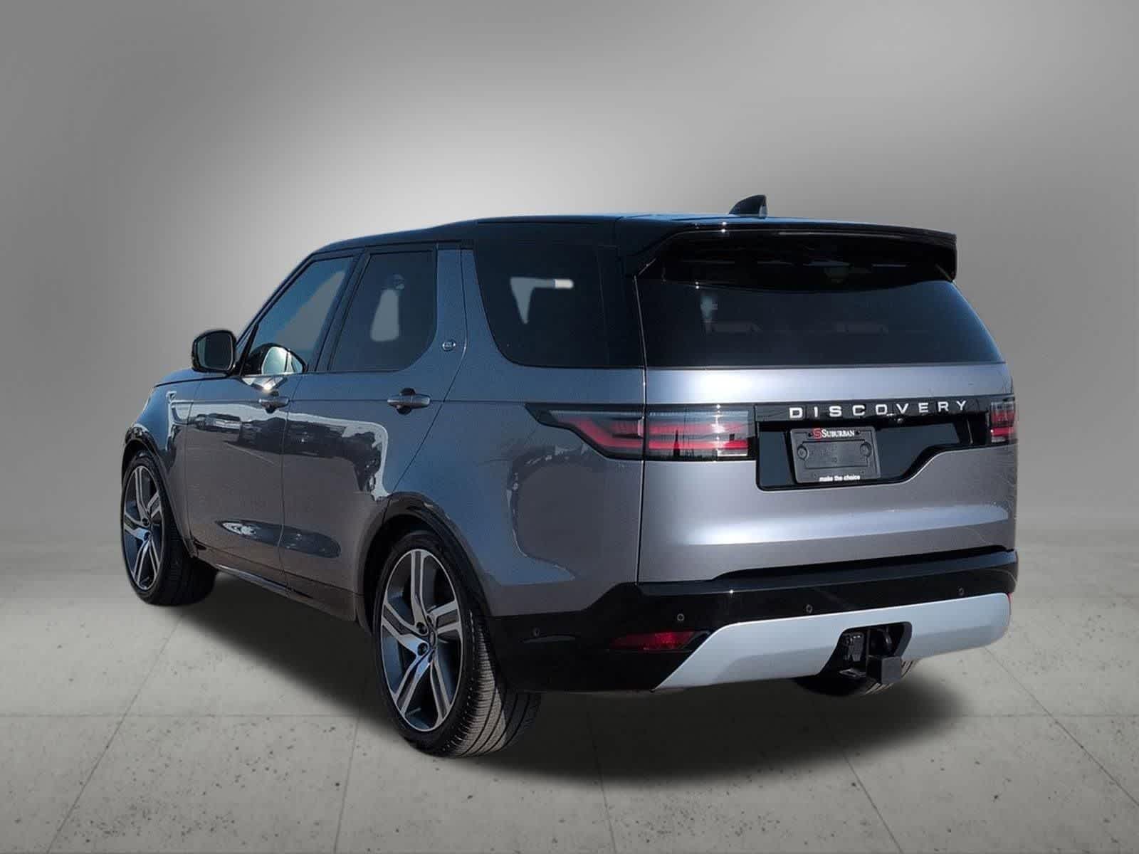 Thumbnail: 2025 Land Rover Discovery - 3