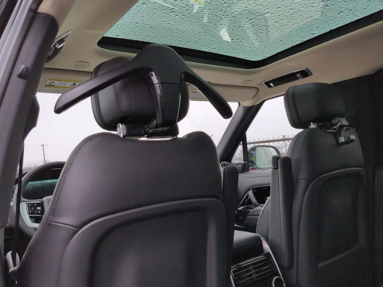 Thumbnail: 2026 Land Rover Range Rover - 18