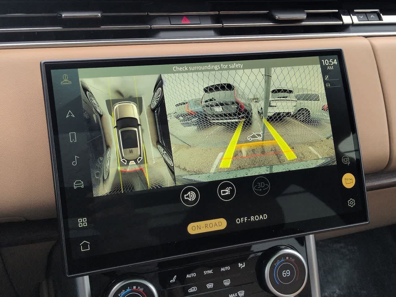 Thumbnail: 2023 Land Rover Range Rover - 30