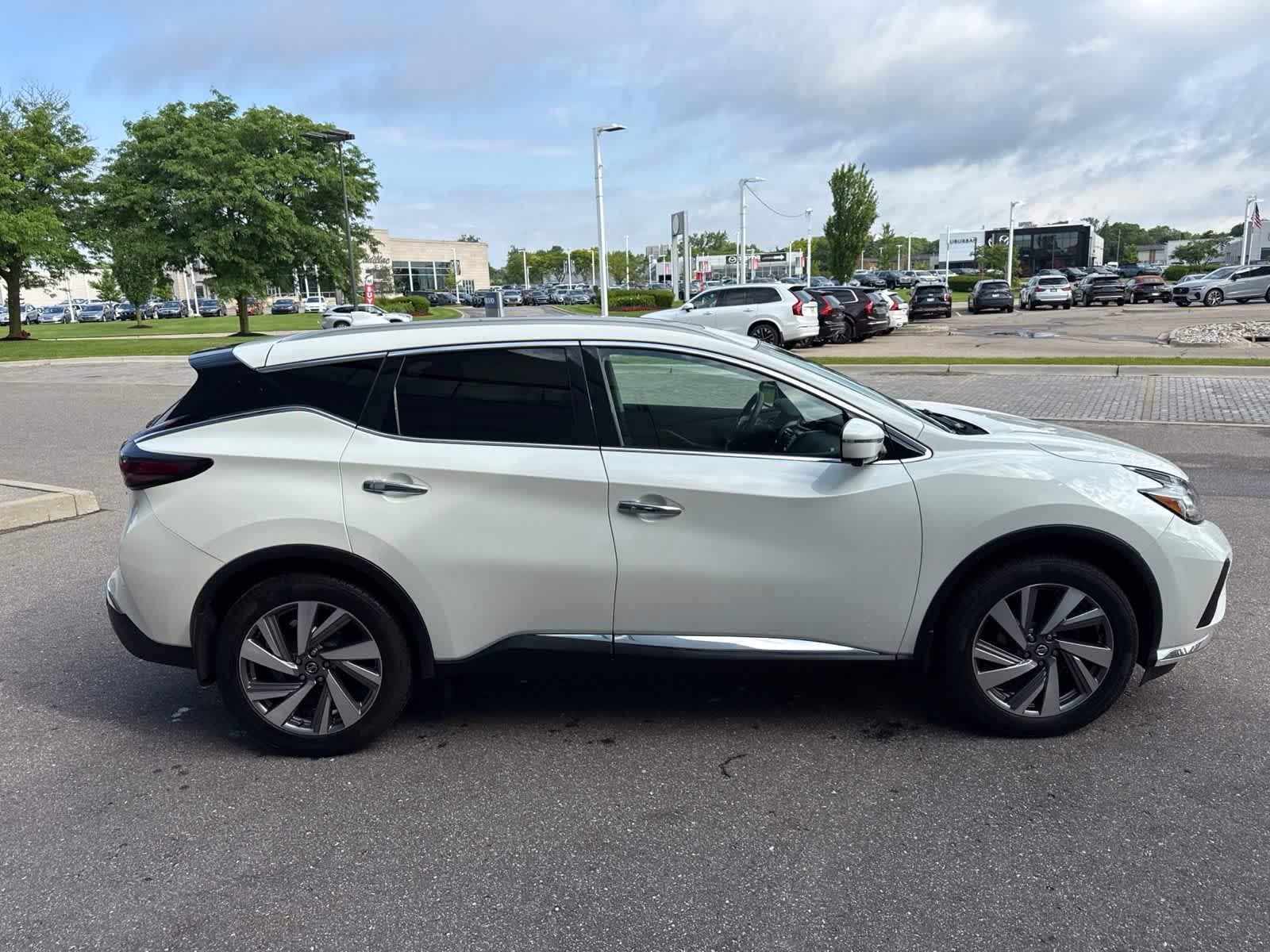 Thumbnail: 2020 Nissan Murano - 6