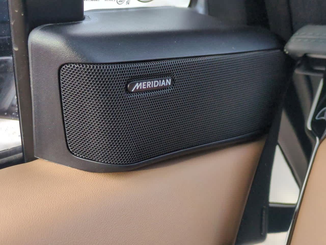 Thumbnail: 2026 Land Rover Range Rover Sport - 32