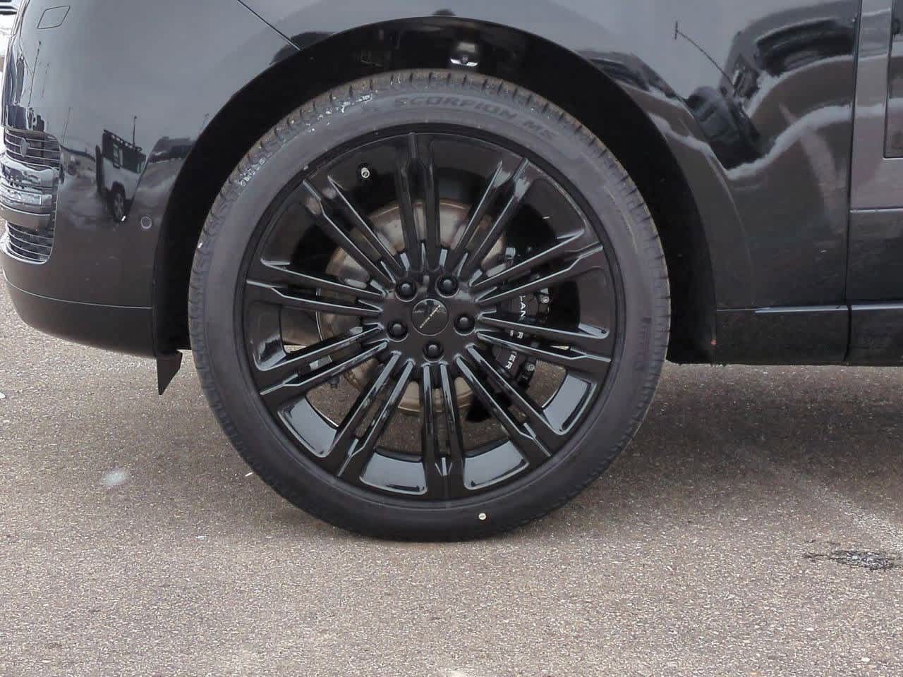 Thumbnail: 2026 Land Rover Range Rover - 13