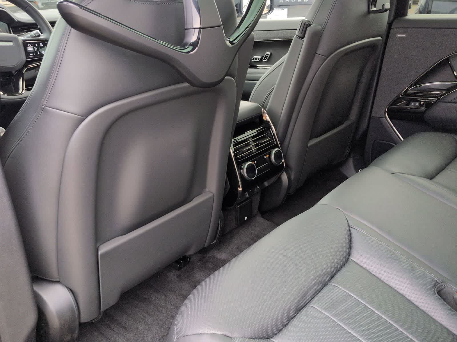 Thumbnail: 2026 Land Rover Range Rover Sport - 18