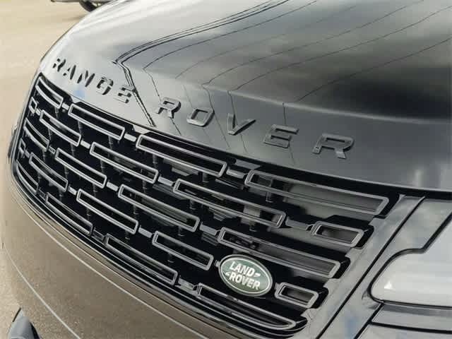 2025 Land Rover Range Rover Velar Dynamic SE 11