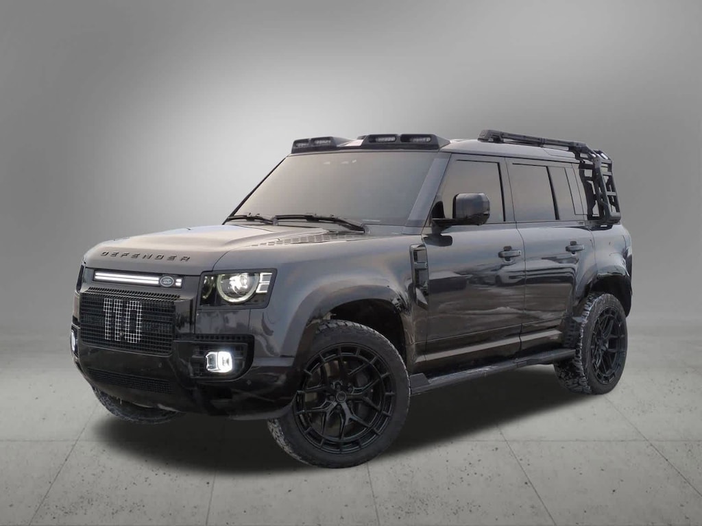 Used 2025 Land Rover Defender 110 X-Dynamic SE SUV