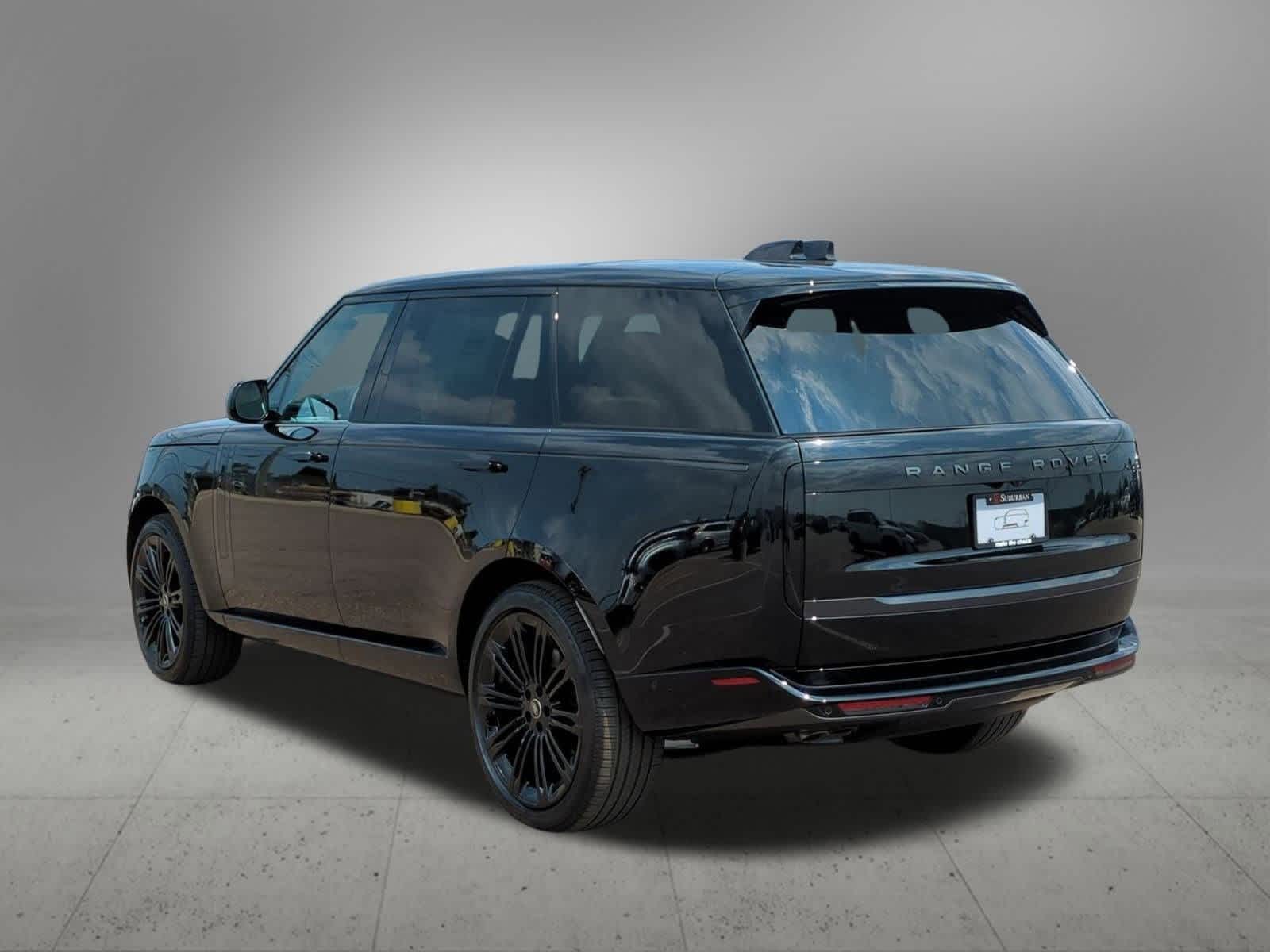 Thumbnail: 2025 Land Rover Range Rover - 4