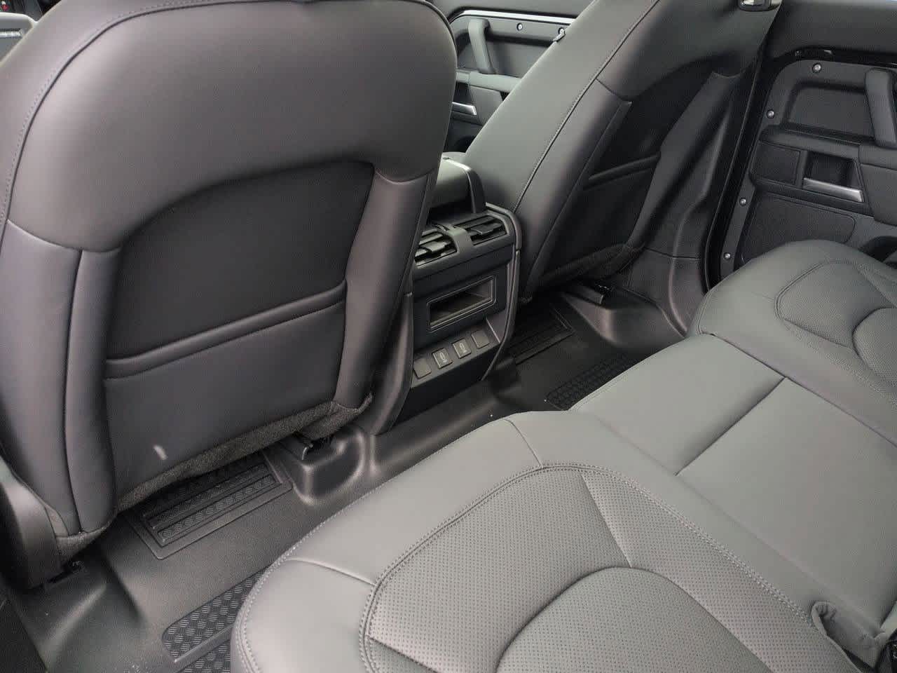 Thumbnail: 2026 Land Rover Defender - 18