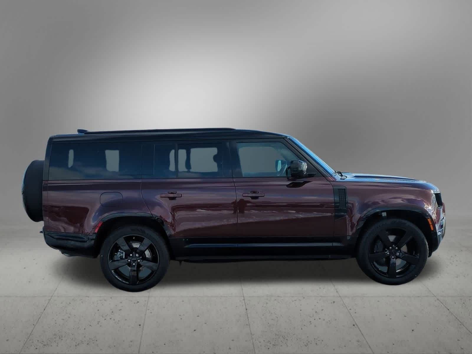 Thumbnail: 2026 Land Rover Defender - 7