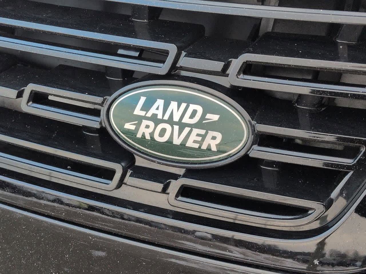 Thumbnail: 2025 Land Rover Range Rover Sport - 11