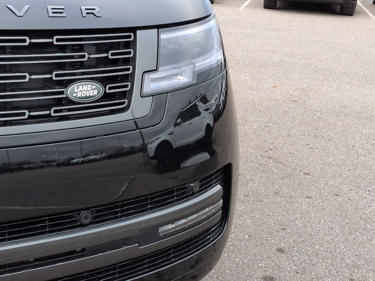 Thumbnail: 2026 Land Rover Range Rover - 10