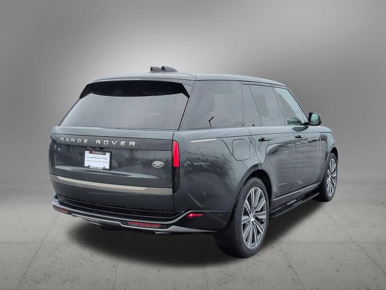 Thumbnail: 2023 Land Rover Range Rover - 5