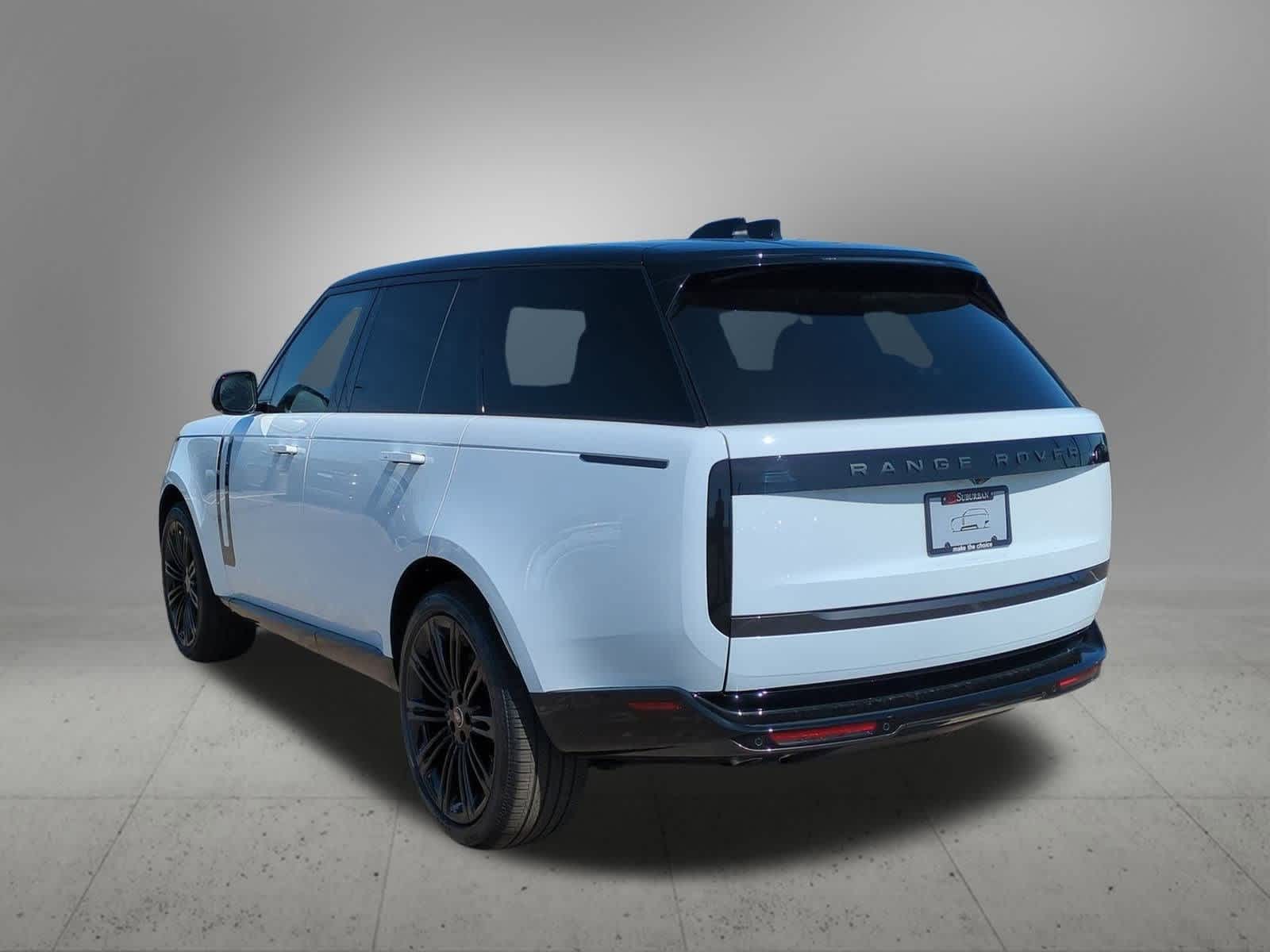 2025 Land Rover Range Rover SE photo 4
