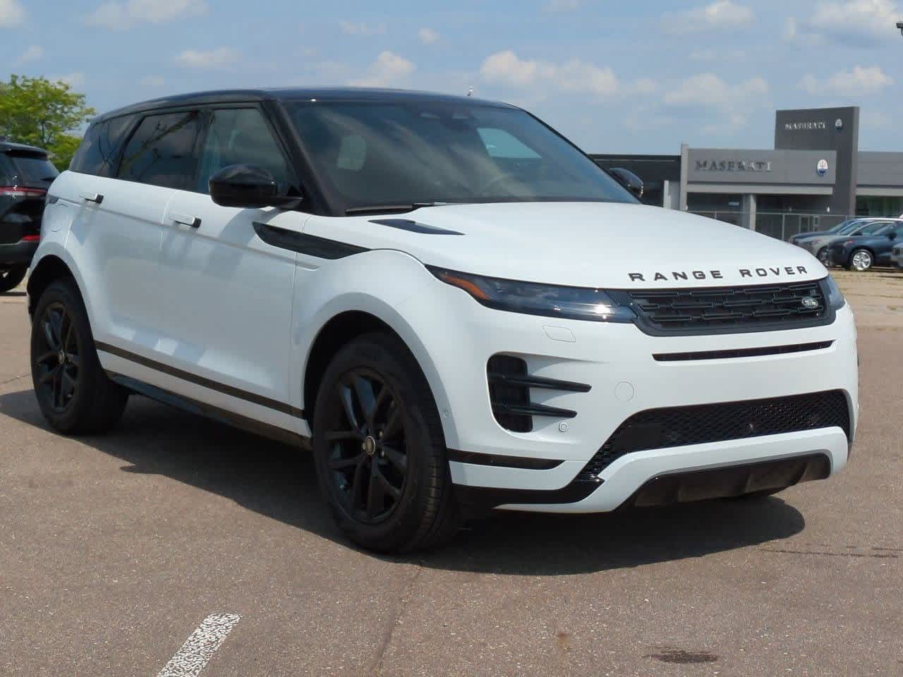 Thumbnail: 2025 Land Rover Range Rover Evoque - 8