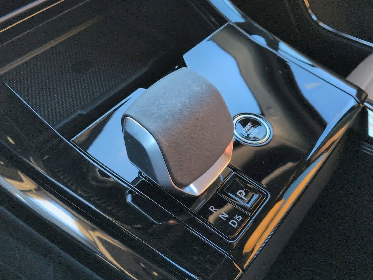 Thumbnail: 2026 Land Rover Range Rover Sport - 33