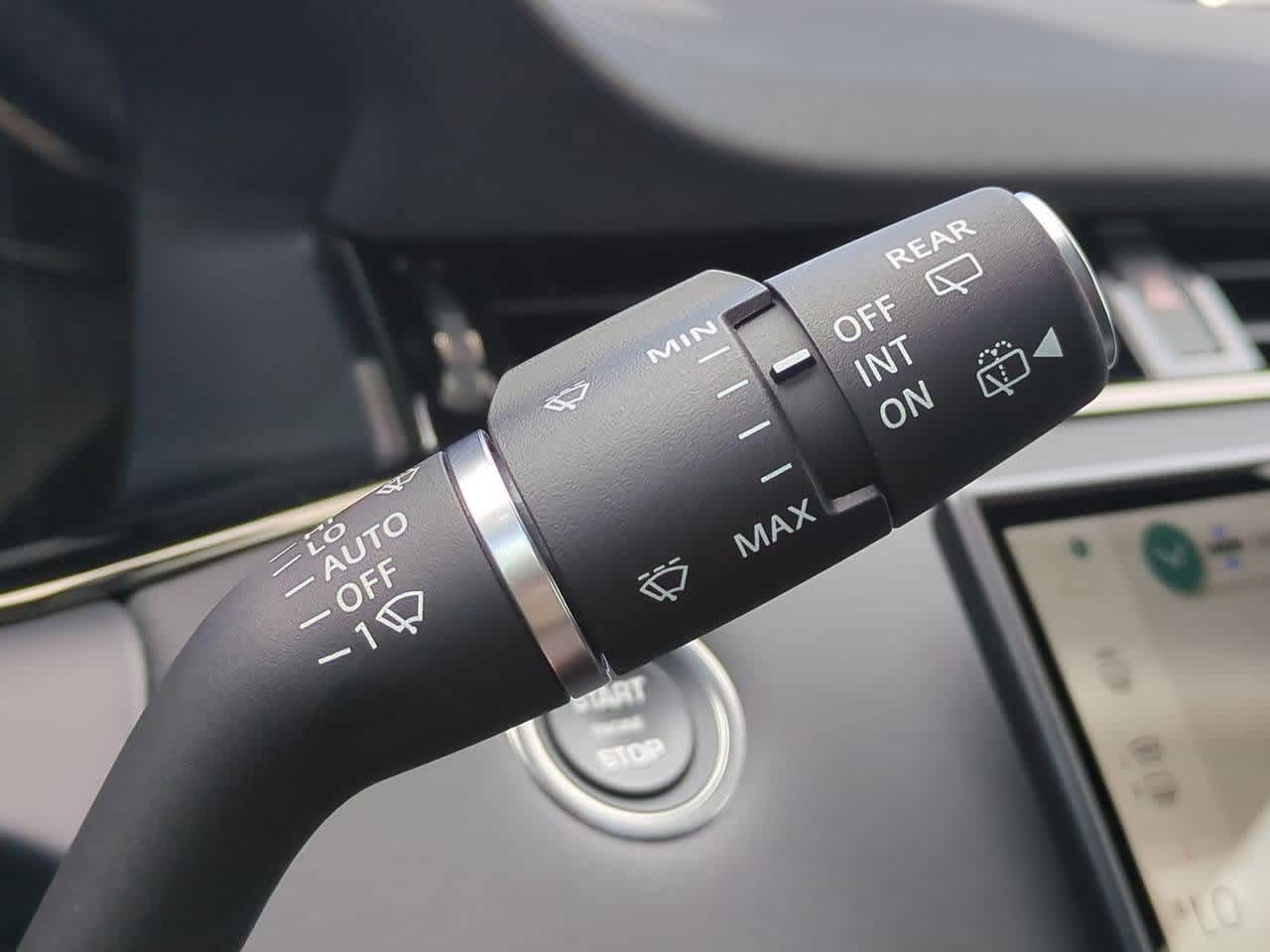 Thumbnail: 2025 Land Rover Range Rover Evoque - 27