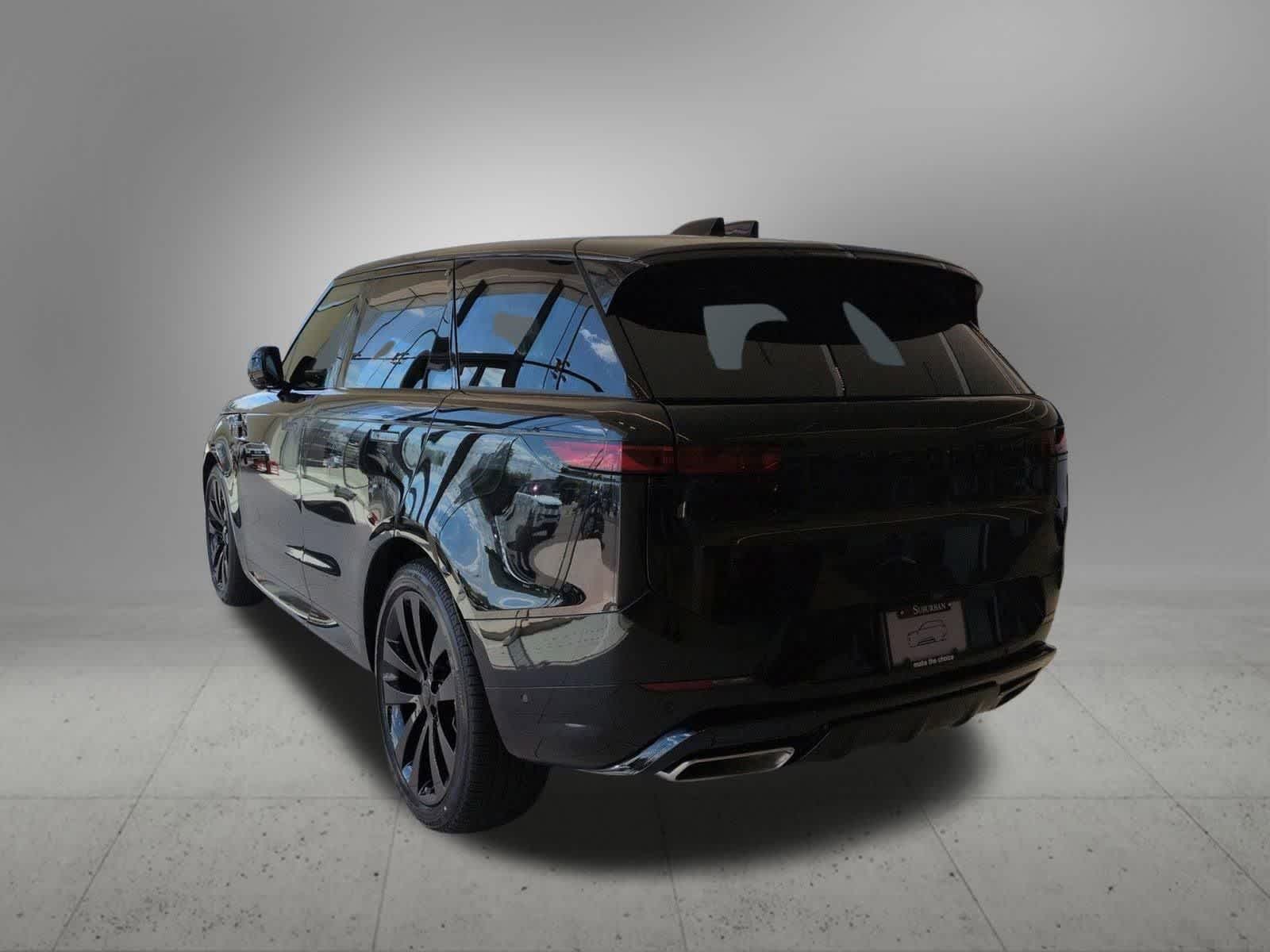 Thumbnail: 2026 Land Rover Range Rover Sport - 4