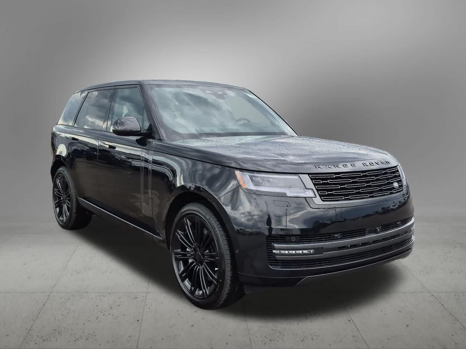 Thumbnail: 2026 Land Rover Range Rover - 8