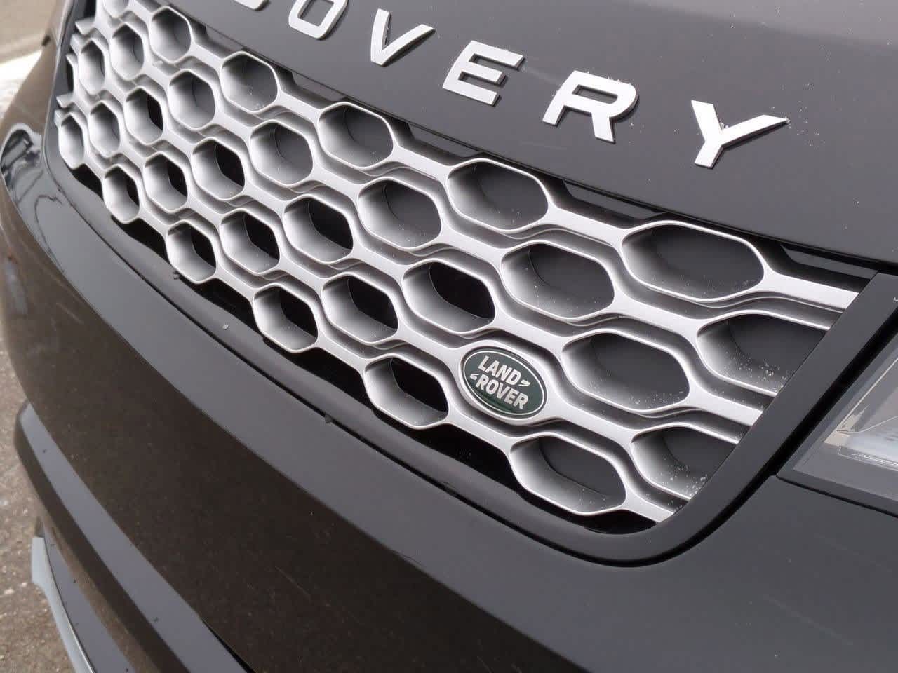 Thumbnail: 2026 Land Rover Discovery - 11