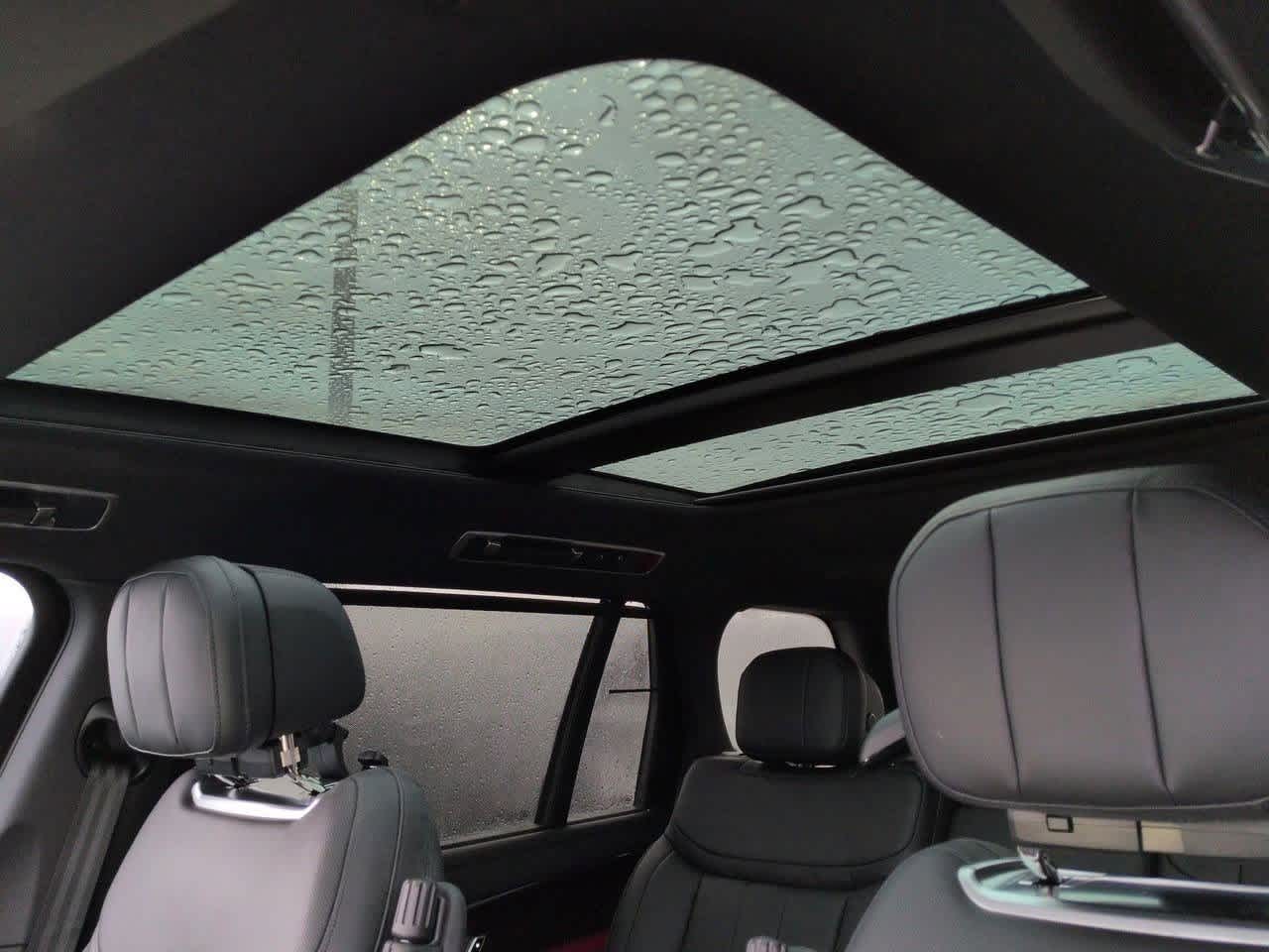 Thumbnail: 2026 Land Rover Range Rover - 19