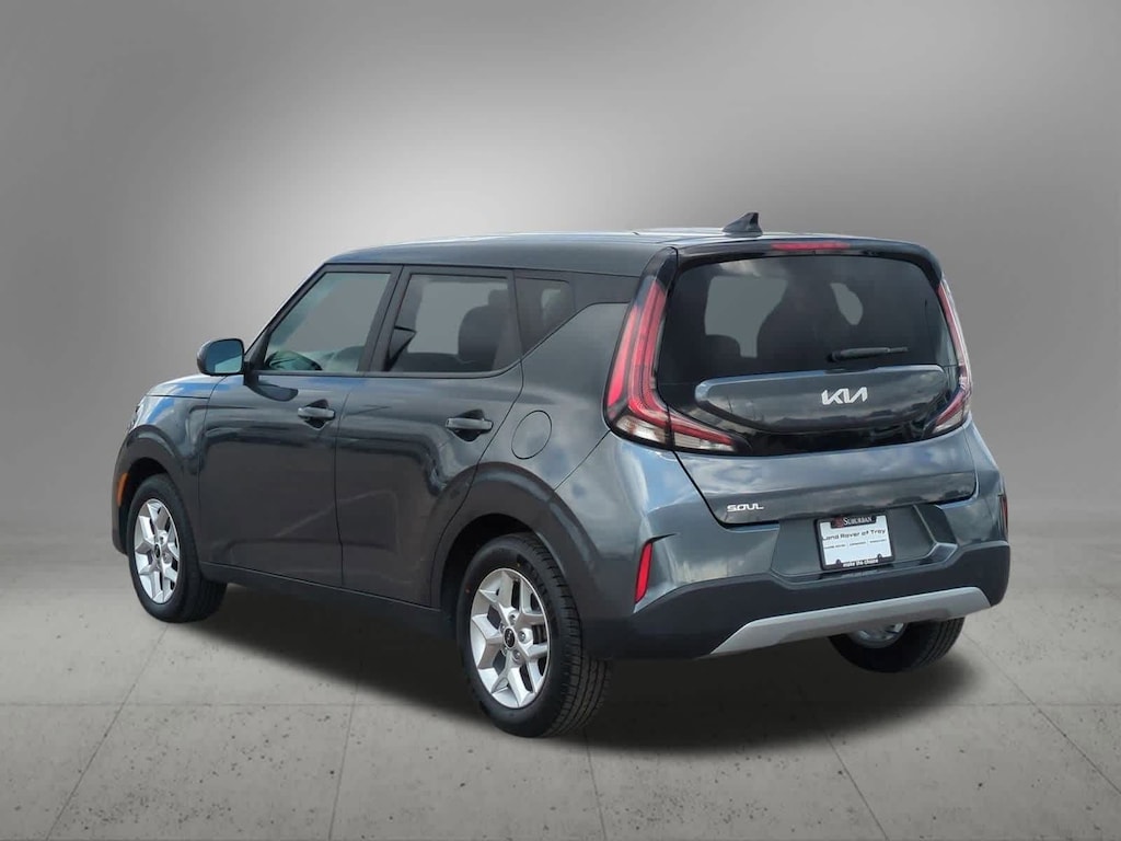 Used 2023 Kia Soul LX Hatchback