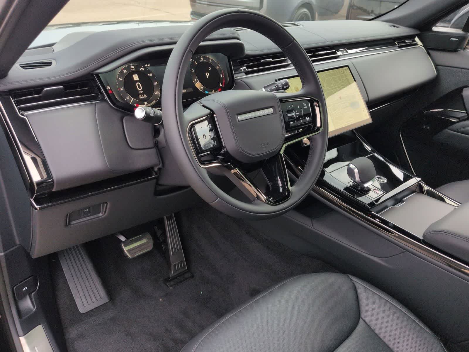 Thumbnail: 2026 Land Rover Range Rover Sport - 2
