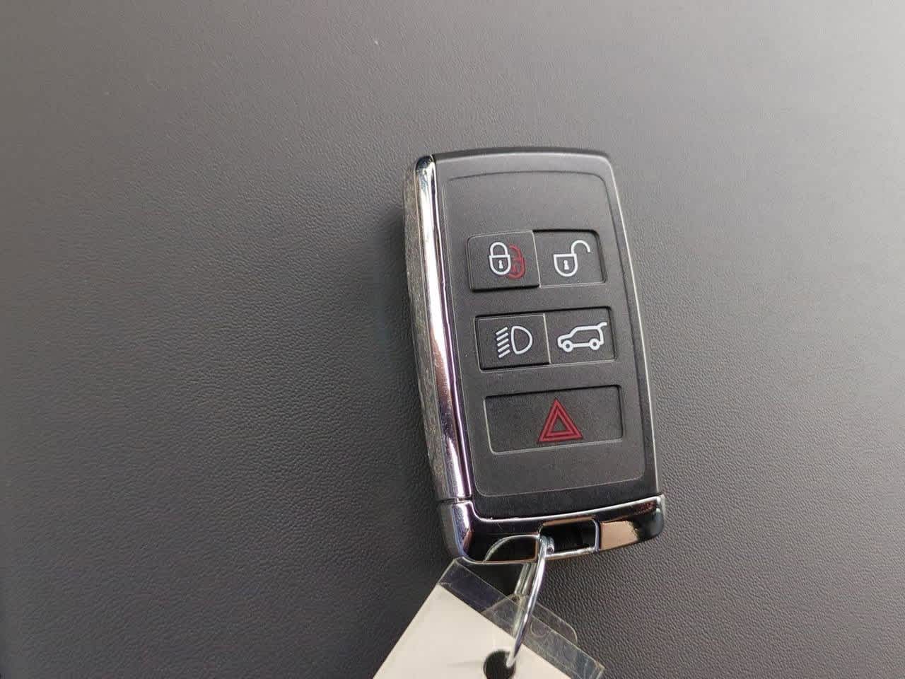 Thumbnail: 2025 Land Rover Range Rover Sport - 34