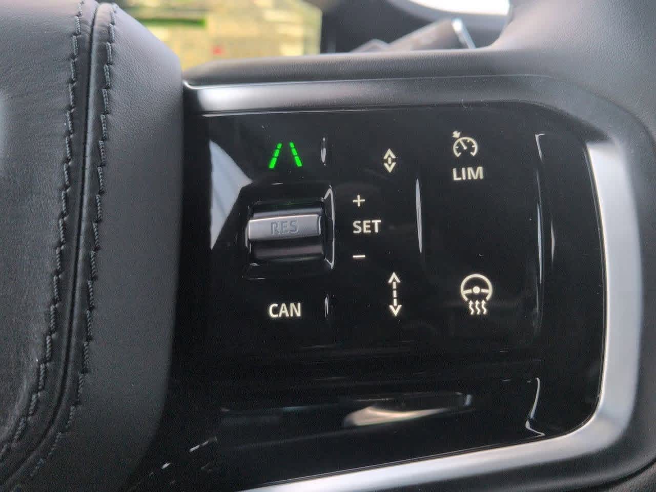 Thumbnail: 2025 Land Rover Range Rover Sport - 26