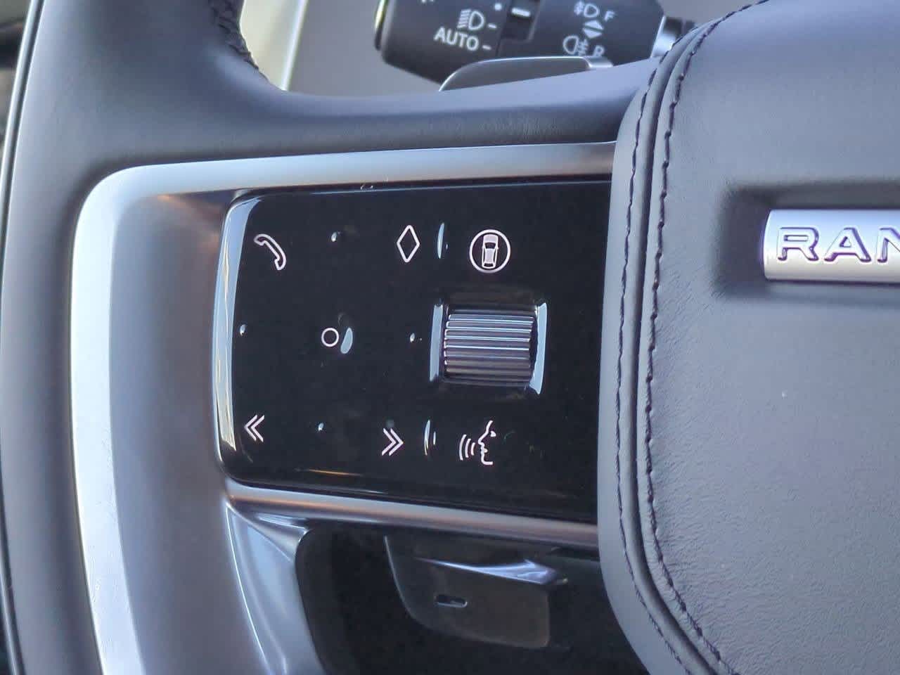 Thumbnail: 2025 Land Rover Range Rover - 24