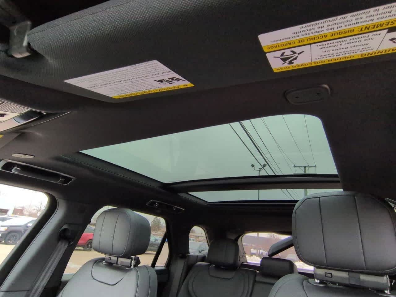 Thumbnail: 2025 Land Rover Range Rover Sport - 19