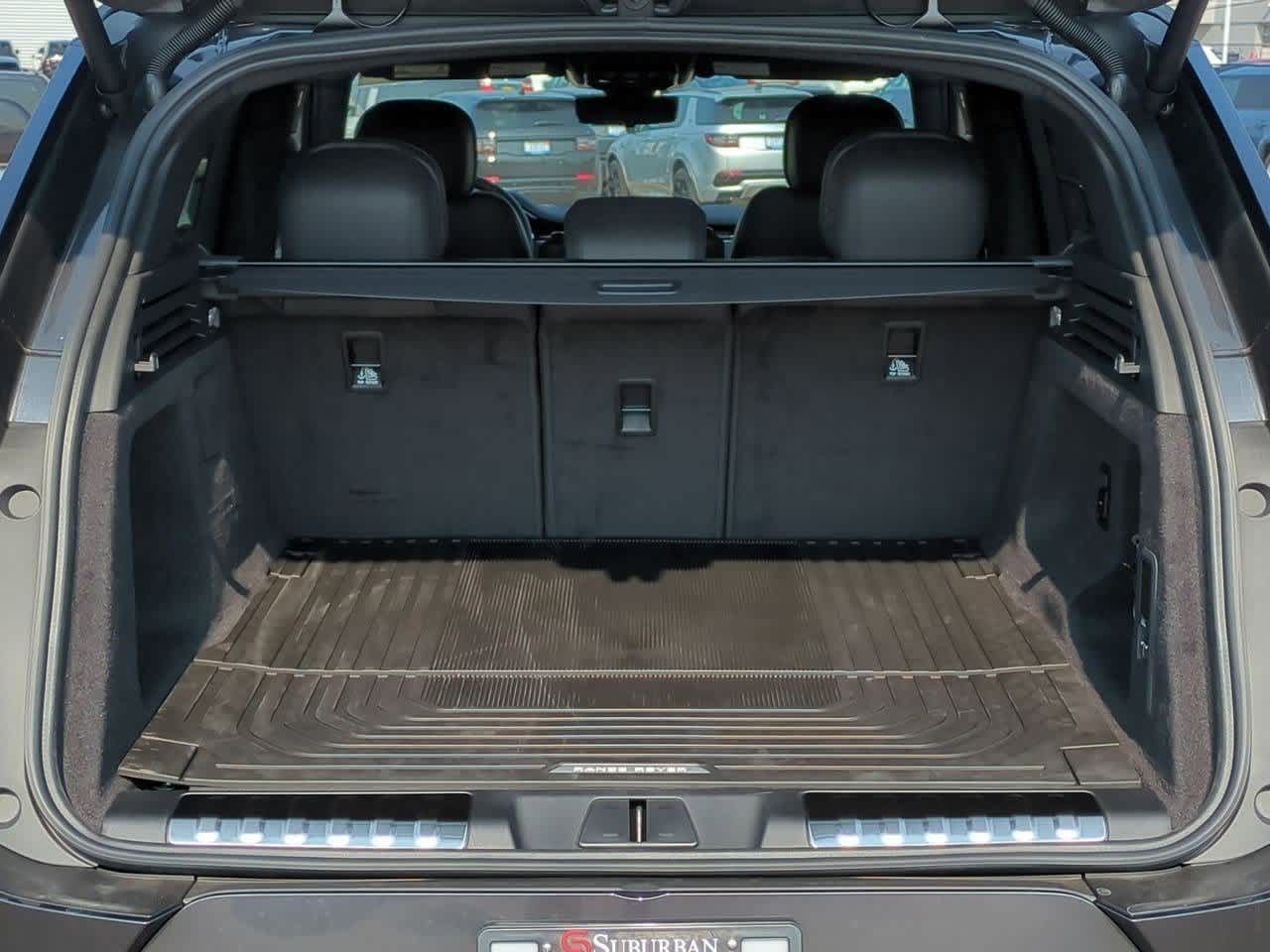 Thumbnail: 2025 Land Rover Range Rover Sport - 34
