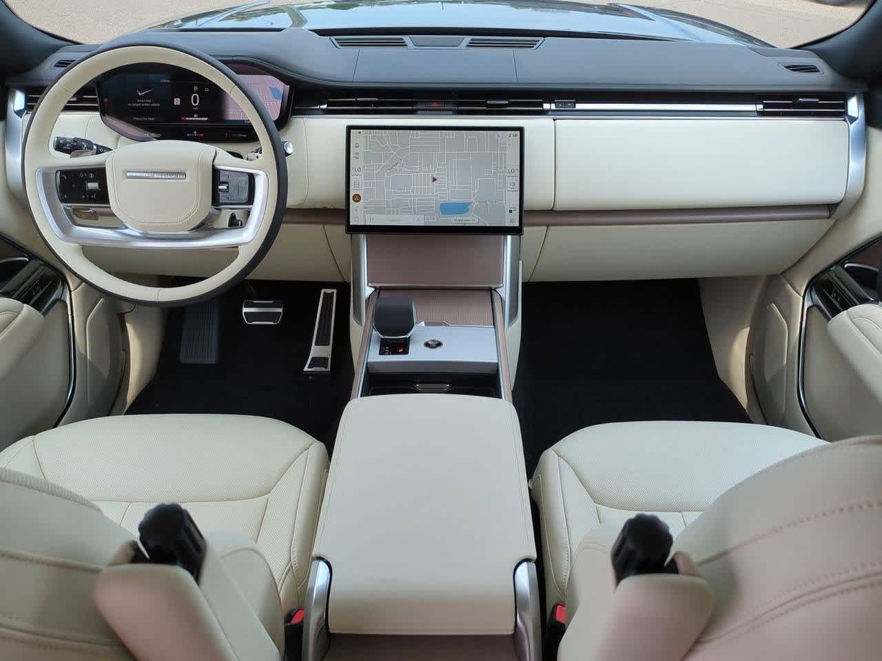 Thumbnail: 2025 Land Rover Range Rover - 14