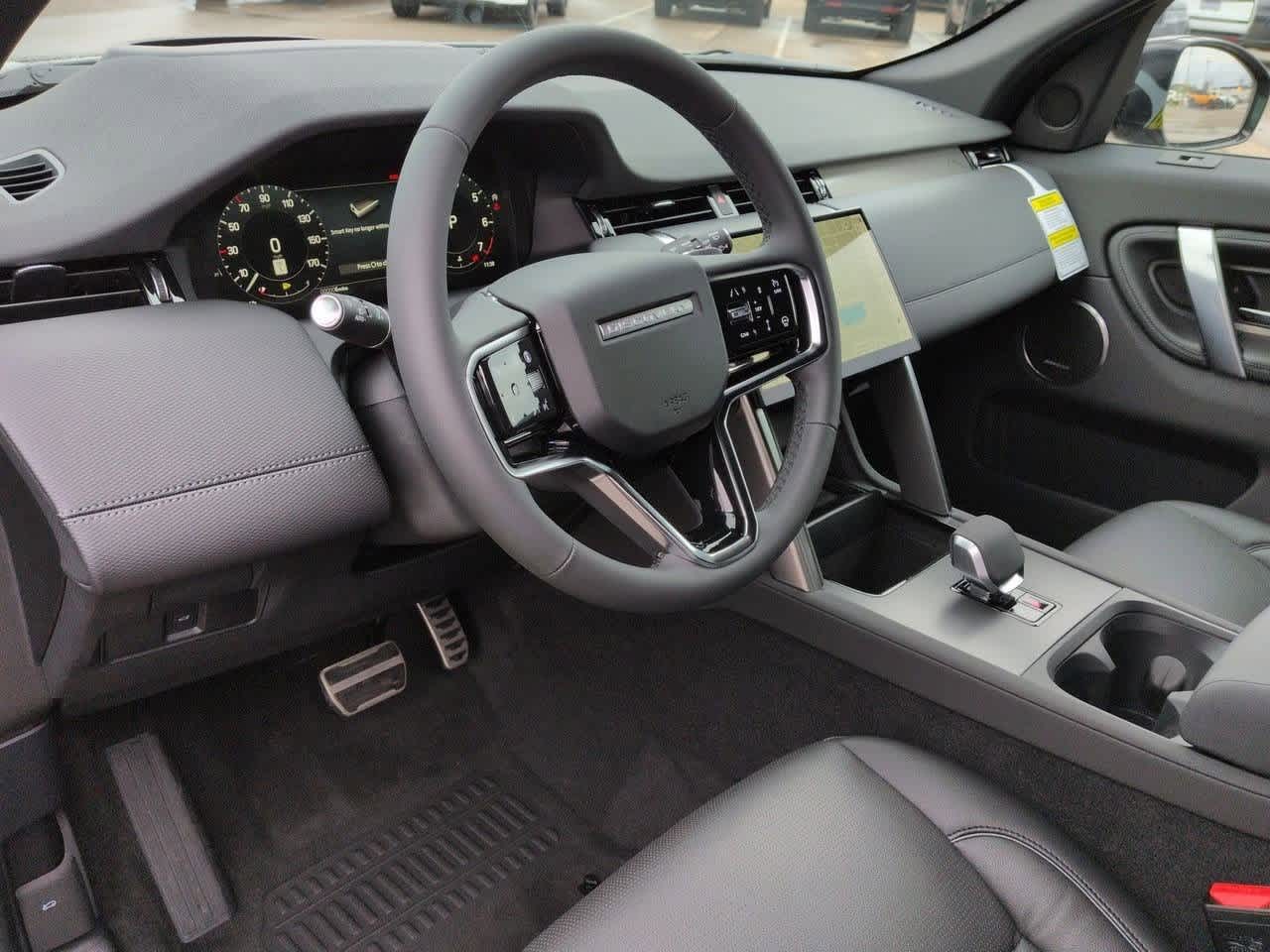 Thumbnail: 2026 Land Rover Discovery Sport - 2