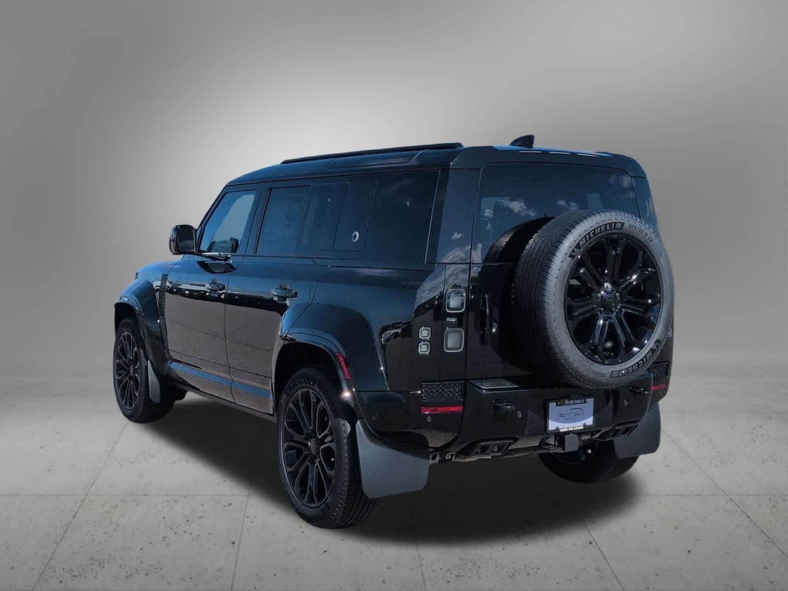 Thumbnail: 2026 Land Rover Defender - 4