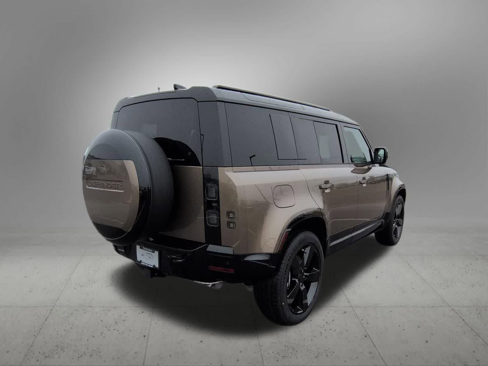 Thumbnail: 2026 Land Rover Defender - 6